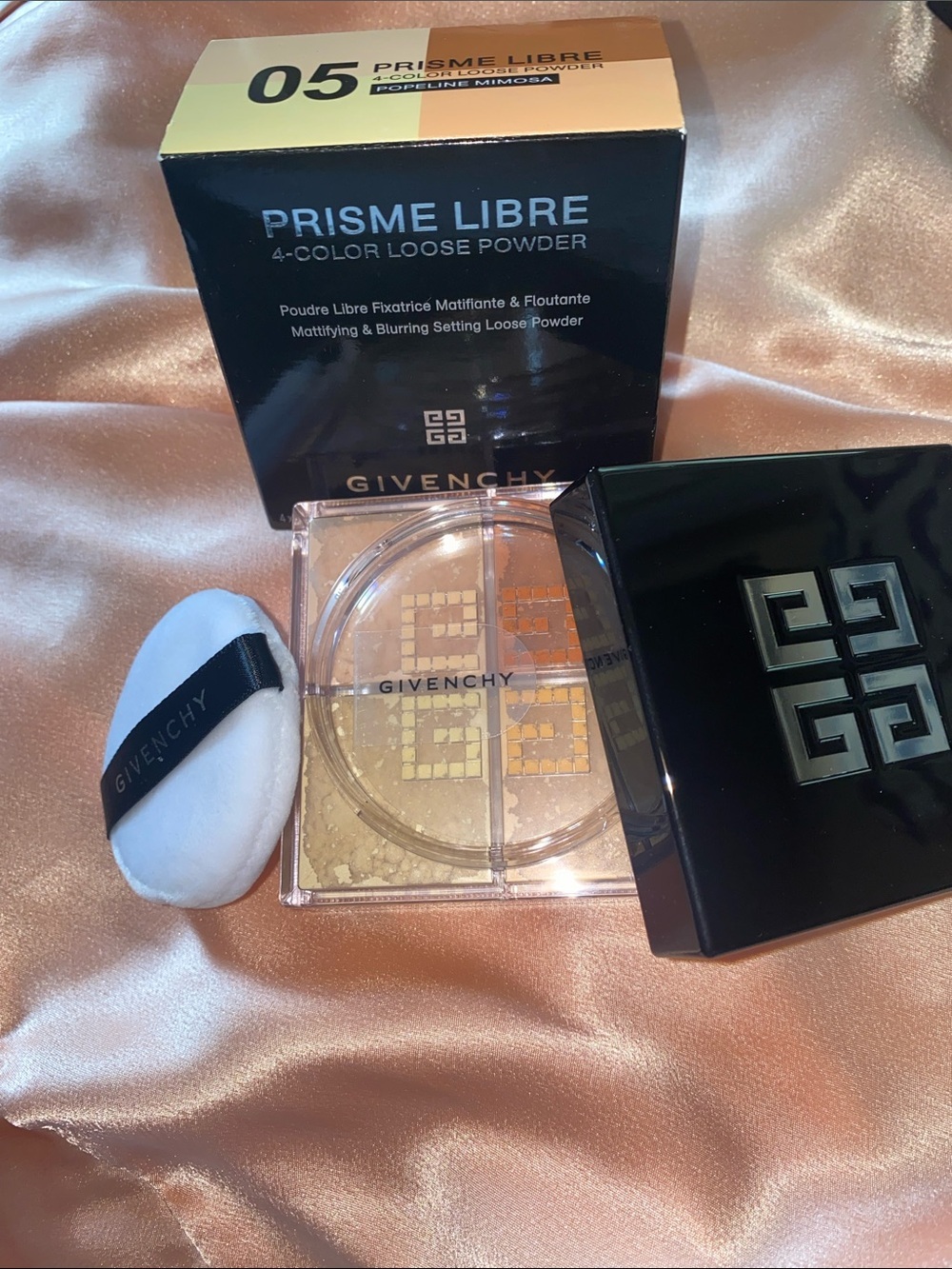 Givenchy Prisme Libre 4-Color Loose Powder - Beige, Light Brown, Peach, Cream